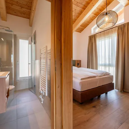 Grebenzen 51 Tatil Evi *